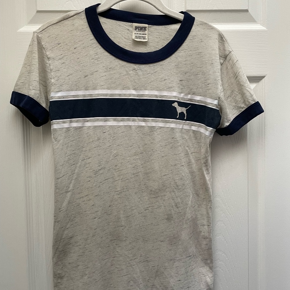 Like new VS Pink t-shirt